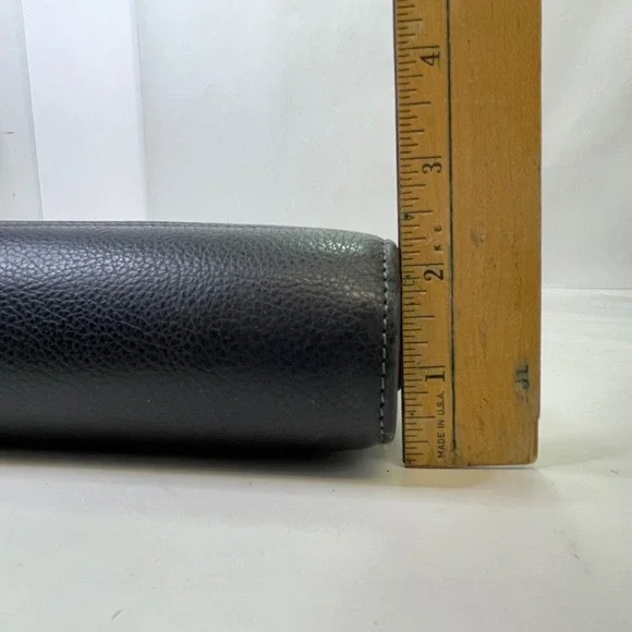 Franklin Covey  Zip Around Classic Planner  7 Ring  10.5" X 8" Black - Picture 11 of 14